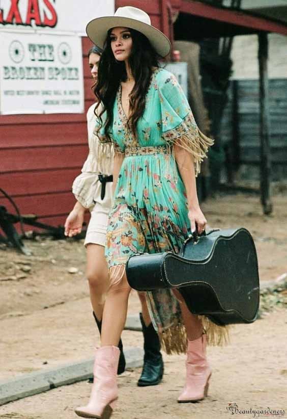 10 fancy country western dress with cowboy boots for a wedding guest in