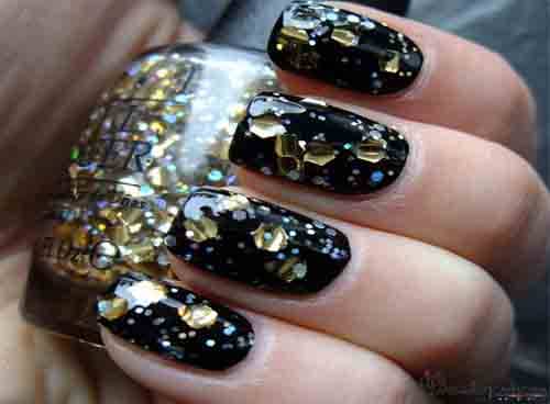 glitter on top of nail polish